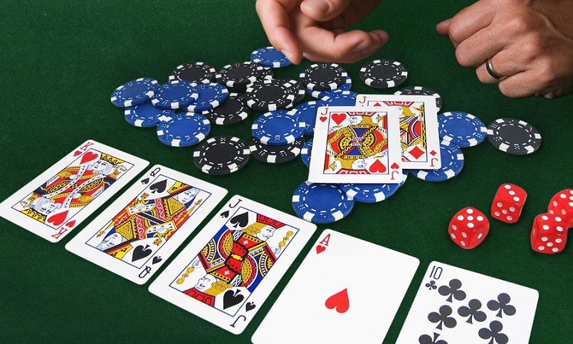 Những hành động chính trong game Poker